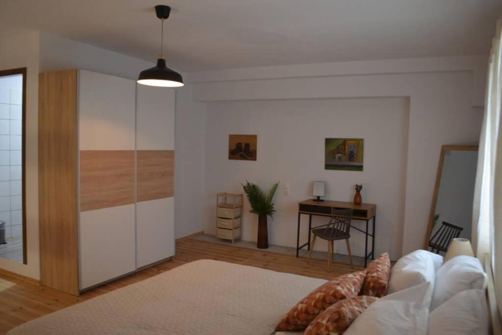 Evanthia Apartment Iraklion Buitenkant foto