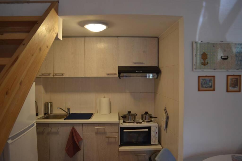 Evanthia Apartment Iraklion Buitenkant foto